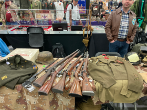101st and 11th Airborne uniform groupings