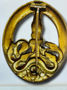 Backside of Juncker Type 1 Anti-Partisan Badge in Gold