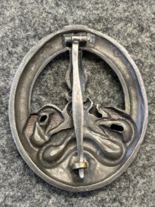 Thicker verison of Anti-Partisan Badge back