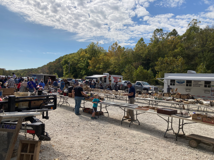 Militaria Auction in Reed Springs, Mo